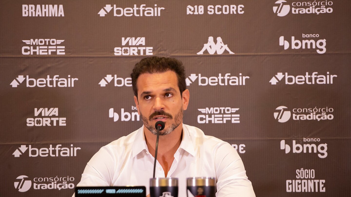 VDG-Cast cravou em 1ª mão: Vasco fecha com mais um reforço para esta temporada