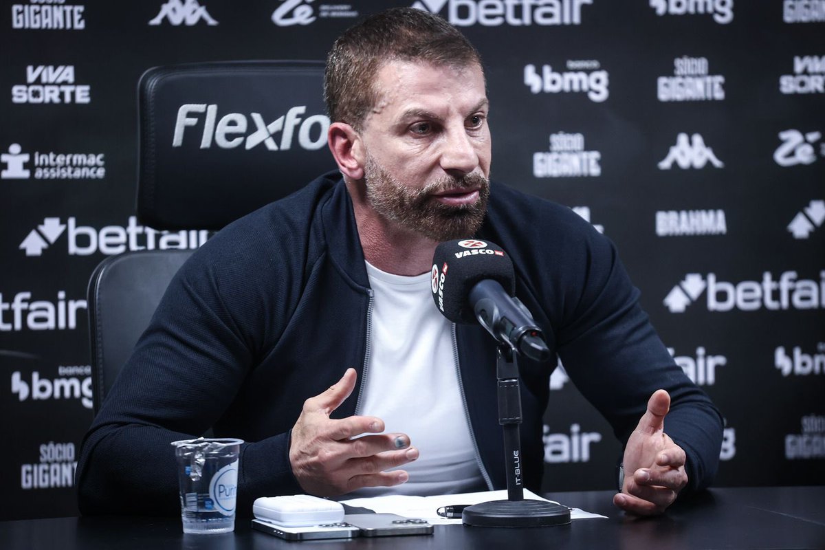 VAI ZARPAR! Pedrinho define ‘barca’ para 2026 e três jogadores já estão de saída do Vasco