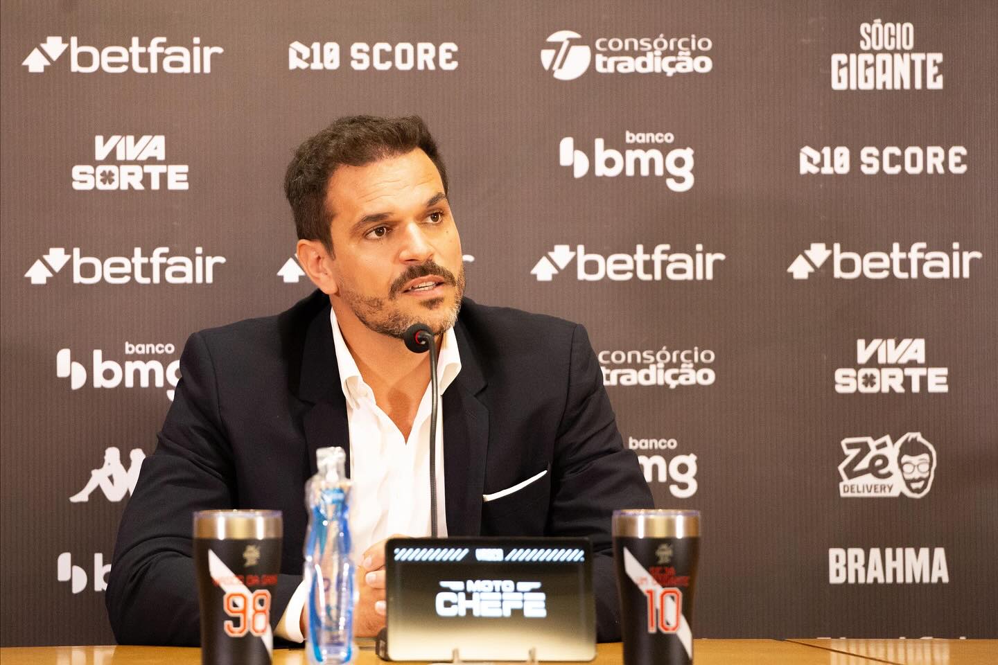 Vasco tem interesse em meia ofensivo de Copa do Mundo de valor acessível