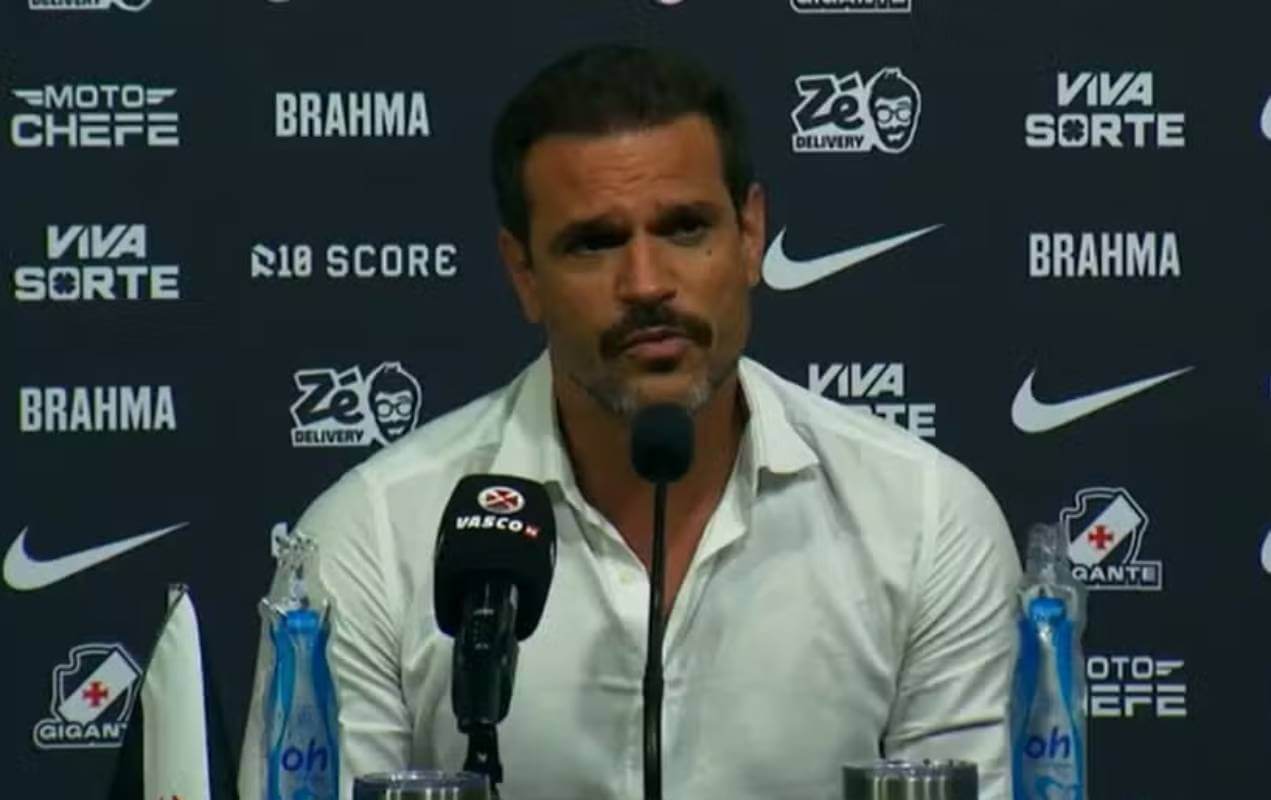 Nome de centroavante do Cruzeiro chega no Vasco e será analisado por Admar Lopes