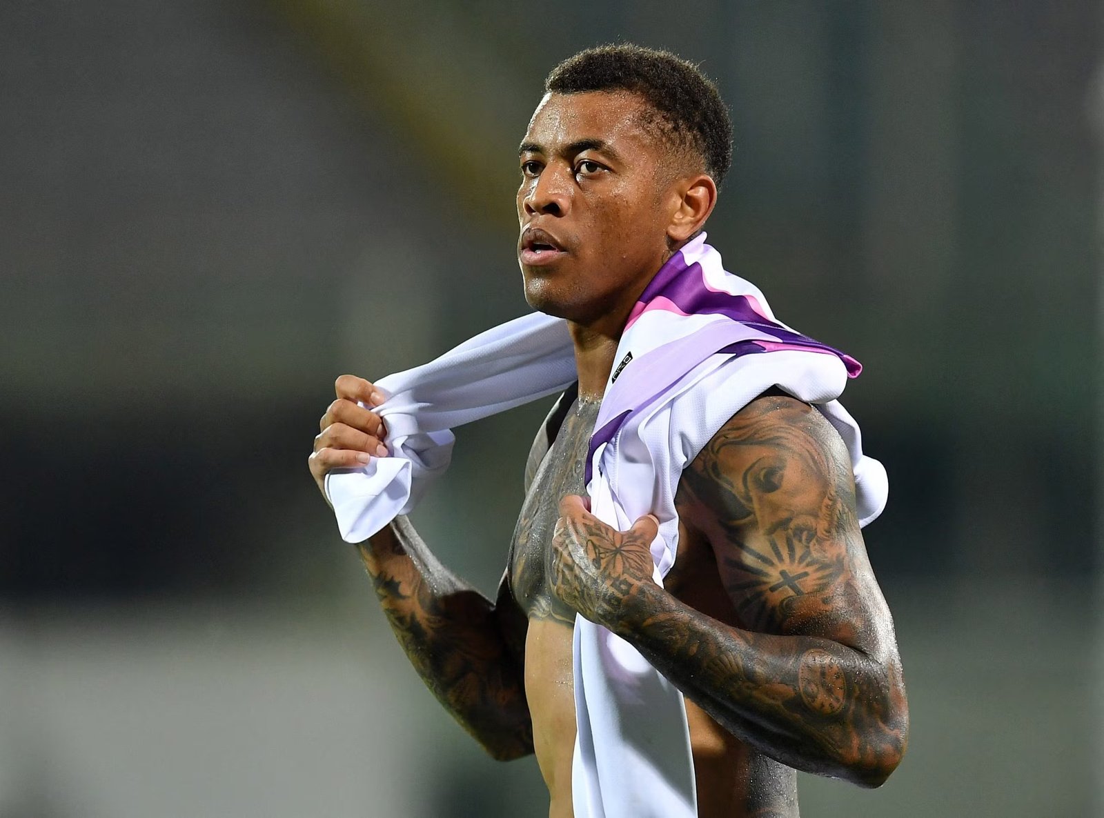 Vasco faz oferta oficial por jogador da Premier Legue avaliado em R$ 60 milhões, afirma página
