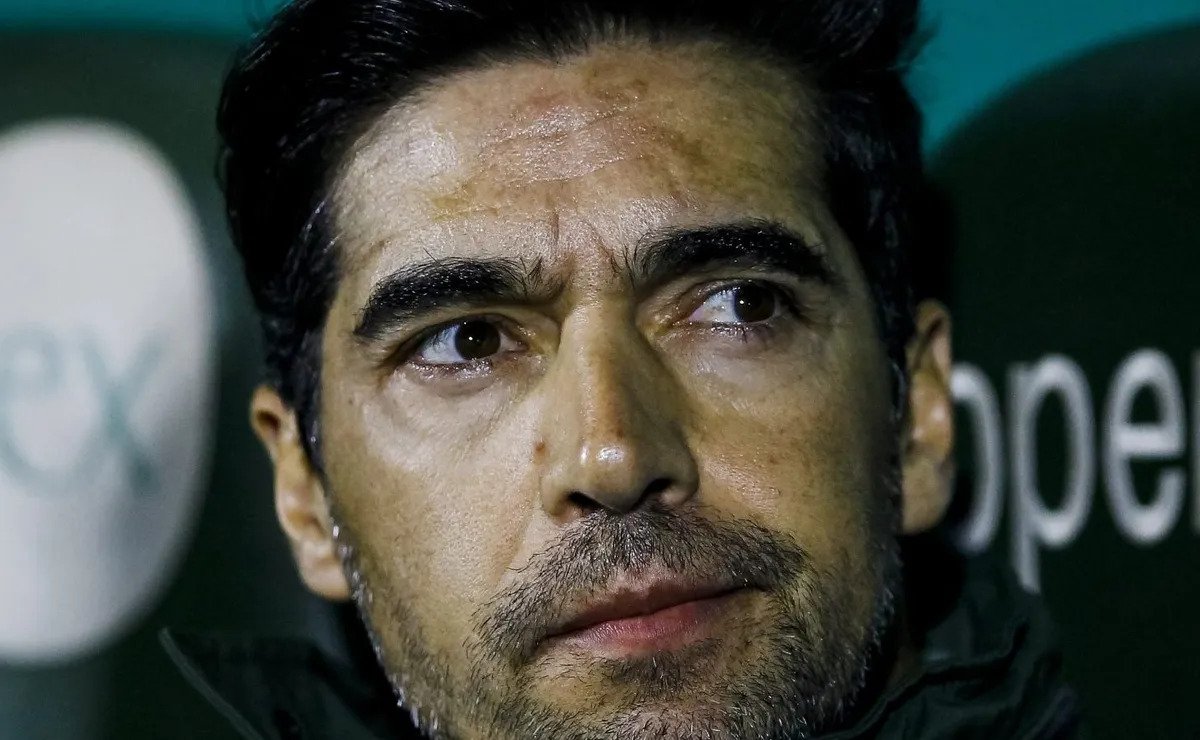 “Abel Ferreira é o novo treinador do Vasco”: comentarista crava data da chegada do técnico